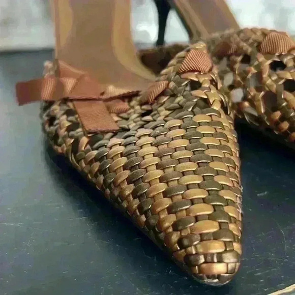 Alfani leather weave slides size 7 Gold Pewter - Picture 2 of 12